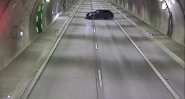 To się działo naprawdę! Zawracali w tunelu na S8 i zablokowali go na 40 minut! Zobacz film!