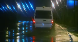Próba porwania nastolatki z ulicy? Kierowca białego busa na celowniku śledczych