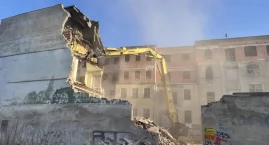 Demolka w samym centrum Wrocławia. Ruszyła rozbiórka na Kazimierza Wielkiego