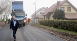 Burmistrz Trzebnicy zatrzymany. Marek D. trafił do prokuratury w Opolu