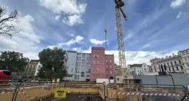 Trwa budowa przy Stawowej. Biura i mieszkania z oknami na Dworzec Główny 