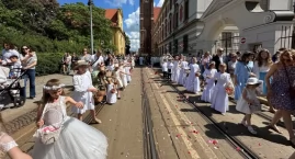 Boże Ciało we Wrocławiu. Tłum wiernych przeszedł w p&hellip;