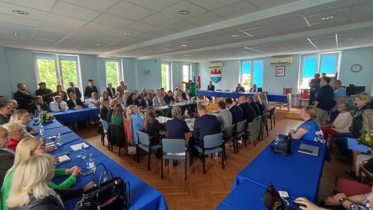 Zaprzysiężenie burmistrza Nowego Dworu Mazowieckiego, Sebastiana Sosińskiego oraz Rady Miejskiej kadencji 2024-2029. Relacja na żywo