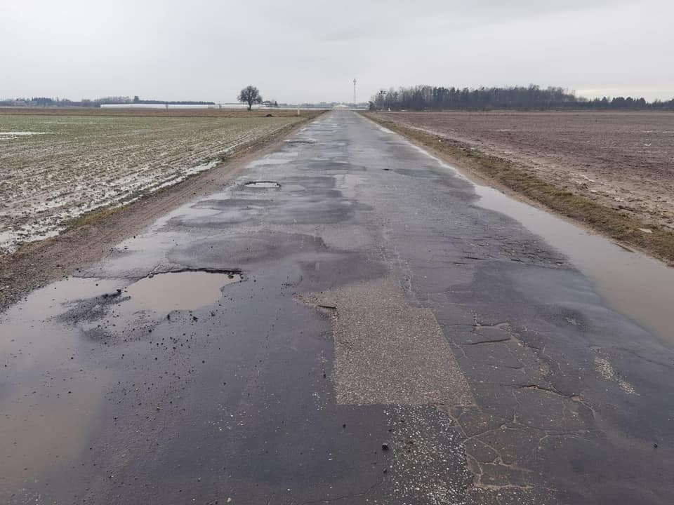 Zakroczym. Droga w Strubinach doczeka się przebudowy. Gmina ogłosiła przetarg