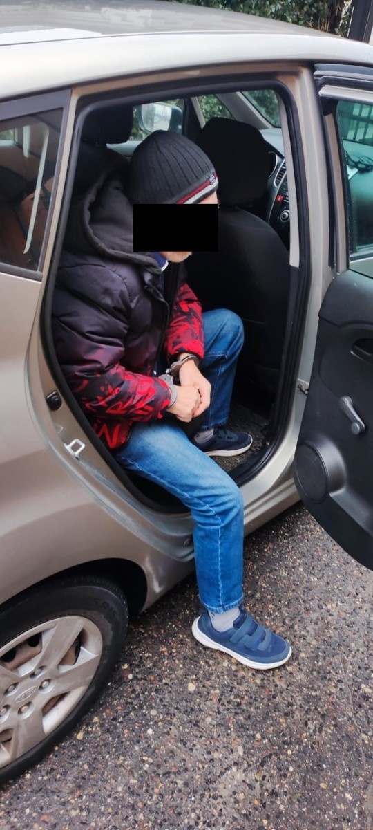 Poszukiwany listem gończym zatrzymany. 72-latek był zaskoczony, gdy zobaczył policjantów