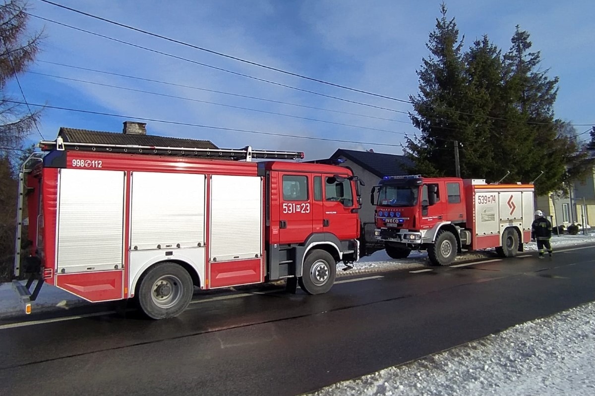 Powiat. Pożary sadzy w budynkach mieszkalnych w Pieńkowie i Smoszewie. Interweniowała straż pożarna