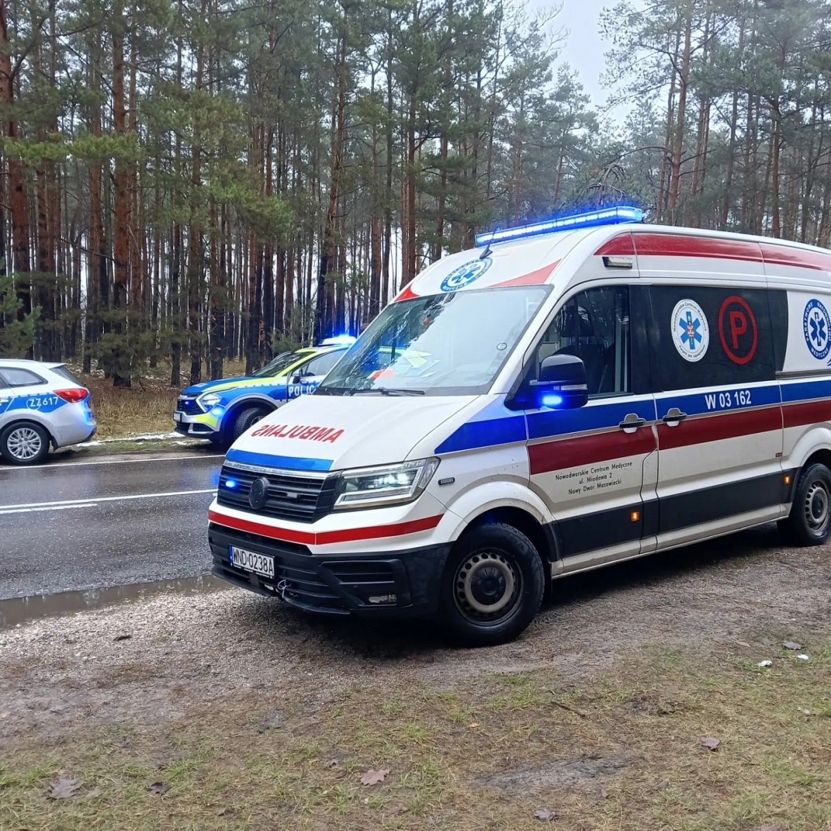 Czosnów. Mężczyzna przewrócił się na rowerze. Cyklista doznał urazu głowy