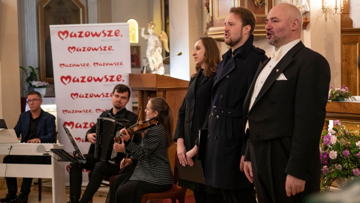 Święto Niepodległości w gminie Czosnów. Uroczystości uświetnił koncert pieśni patriotycznych