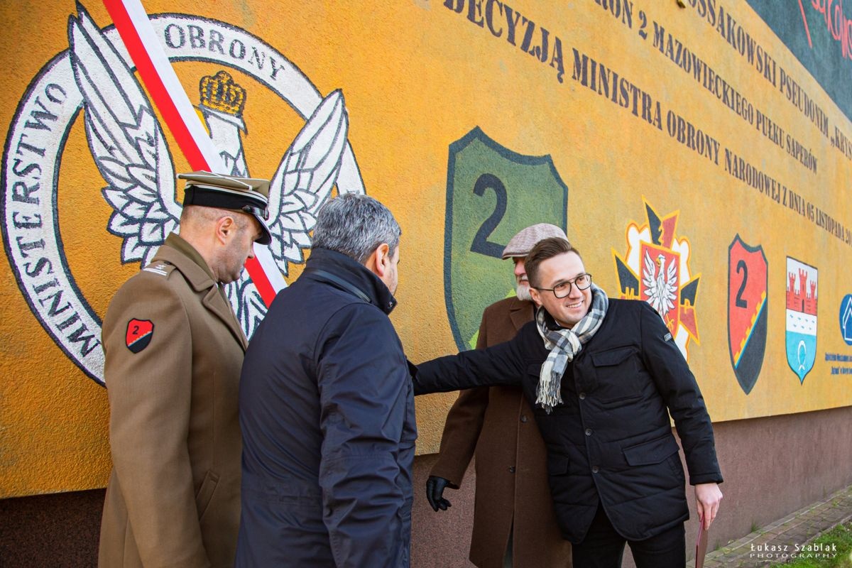 Uroczyste odsłonięcie muralu u zbiegu Modlińskiej i Mazowieckiej w Nowym Dworze Mazowieckim (fotorelacja)