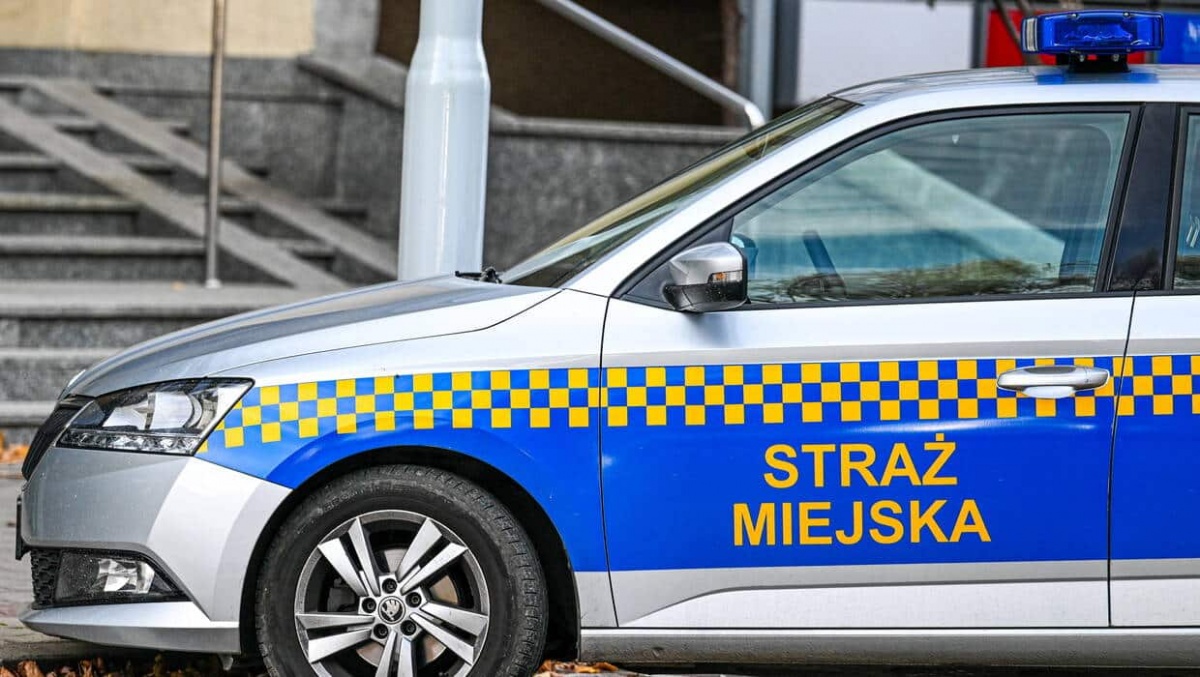 Od jutra straż miejska zyska nowe uprawnienia. Za jakie wykroczenia strażnicy będą mogli wystawiać mandaty?