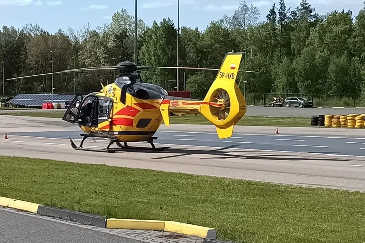 Wypadek motocyklistki na Torze Modlin. Lądował śmigłowiec LPR