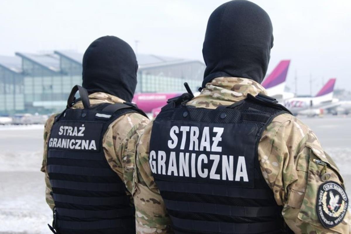 Straż Graniczna z Nowego Dworu Mazowieckiego zatrzymała Gruzina zlecającego przerzut cudzoziemców przez granicę