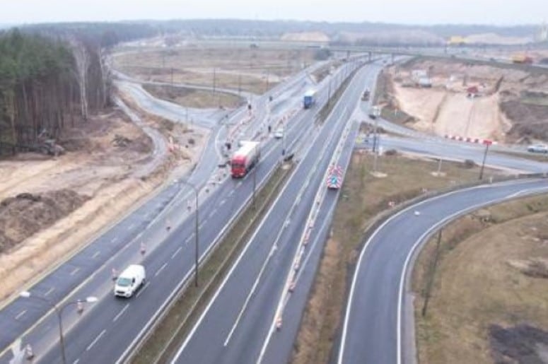 Zakroczym. Kolejne zmiany w organizacji ruchu na przebudowywanym odcinku s7 Modlin - Czosnów