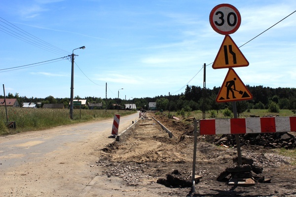Czosnów. Gmina rozpoczyna nowe inwestycje drogowe