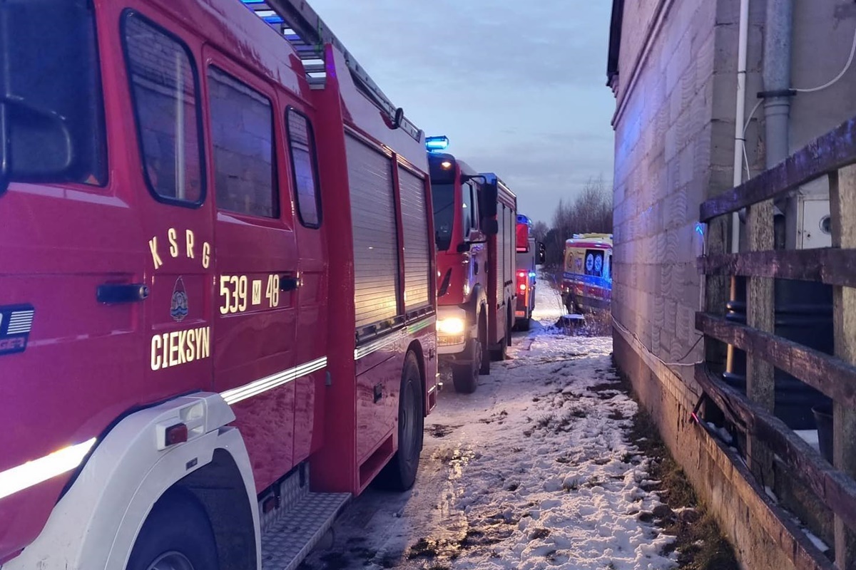 Nie zastosował się do zaleceń strażaków i rozpalił w niedrożnym piecu. Dwie interwencje służb ratowniczych w Borkowie