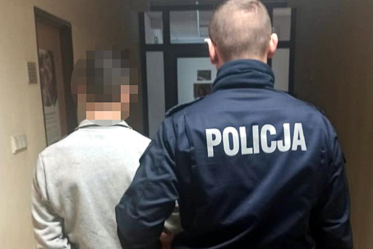 Zakroczym. Brutalne pobicie i skuteczna interwencja pracownika monitoringu. 28, 19 i 17-letni sprawcy w rękach policji