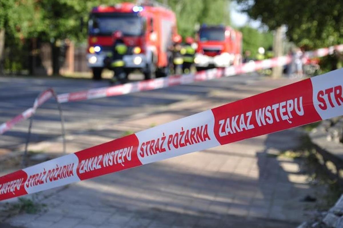 Nowy Dwór Mazowiecki. Do Zespołu Szkół nr 2 wpłynął mail z informacją o podłożonym ładunku wybuchowym. Ewakuowano ponad 200 osób