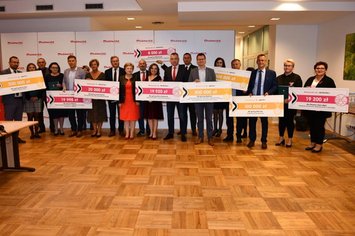Leoncin. Remont hali sportowej w Leoncinie? Gmina dostała dofinansowanie