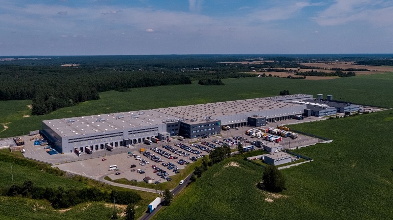 Zakroczym. Olbrzymi parking przy Europejskim Centrum Logistyki i Rozwoju ILS w Swobodni?