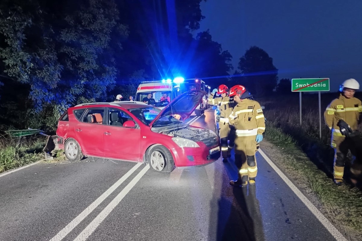Zakroczym. Zderzenie Hondy i Kii w Swobodni. Dwie osoby zostały opatrzone przez służby ratownicze (aktualizacja)