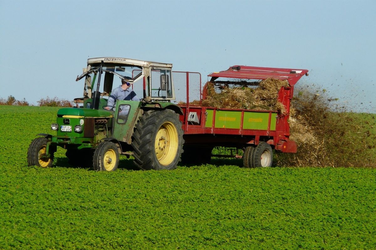 200 tys. dla rolników na płyty obornikowe