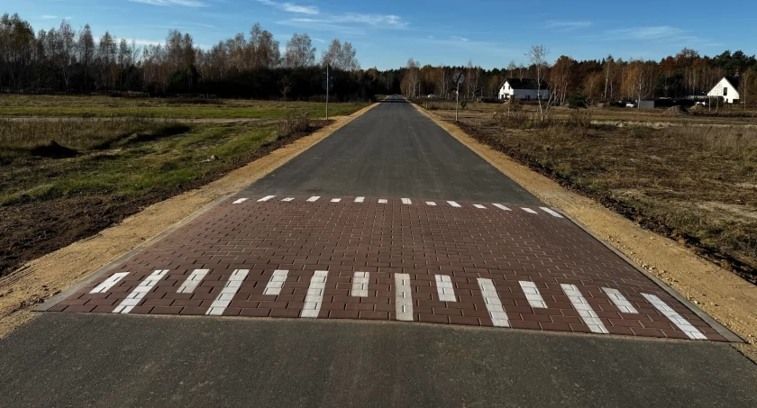 Czosnów: Rozbudowa ul. Zalesie: Zakończono Pierwszy Etap Prac