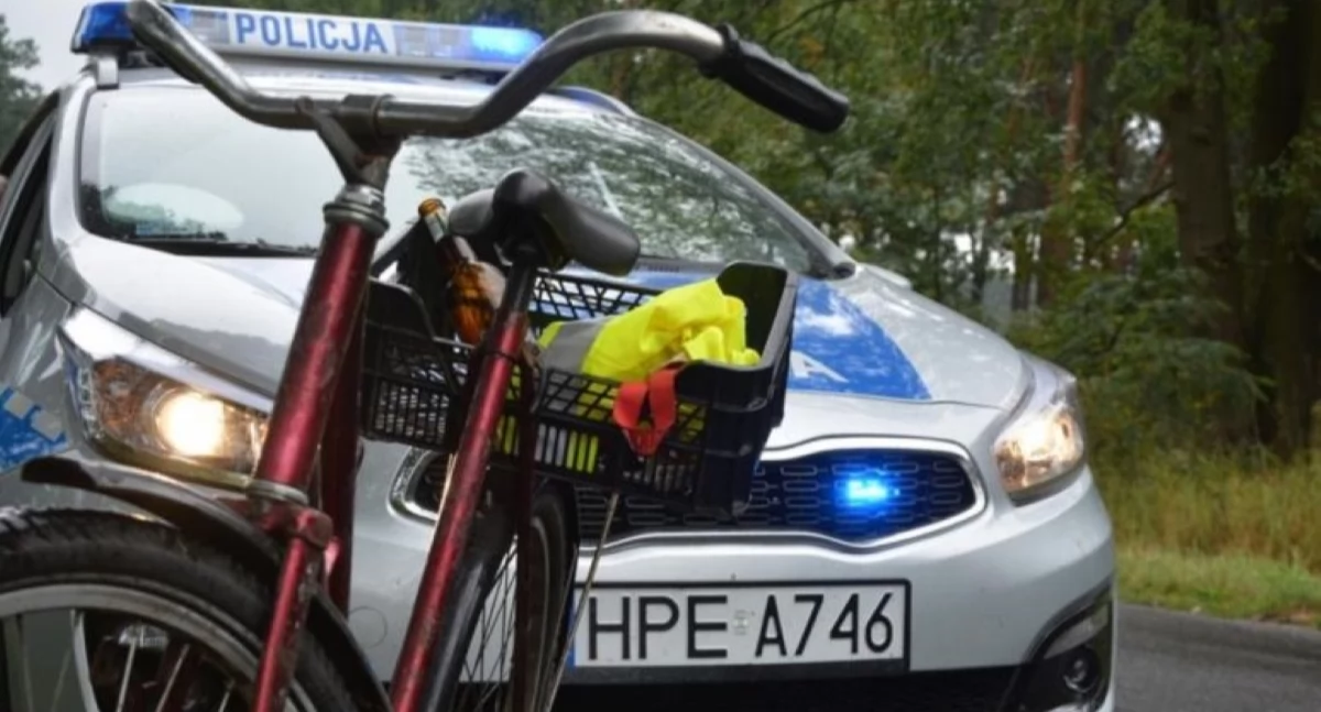 Powiat. Pijani 52-latek i 60-latek zdecydowali się na jazdę na rowerach. Teraz mężczyźni zapłacą wysokie mandaty