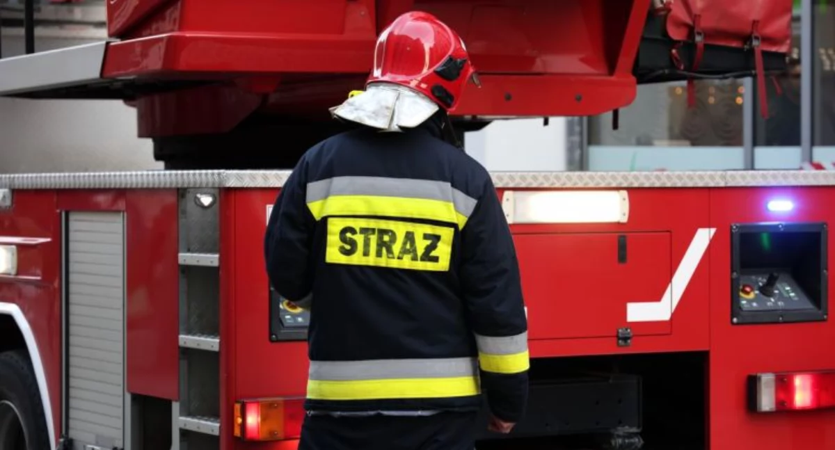 Zakroczym. Wybuch butli z gazem przy ulicy Parowa Okólna. Jedna osoba odniosła obrażenia i trafiła do szpitala (aktualizacja)