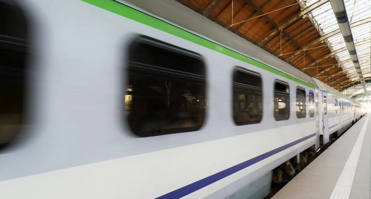 Nowy Dwór Mazowiecki. W 2029 roku pociągiem pod terminal lotniska Warszawa – Modlin
