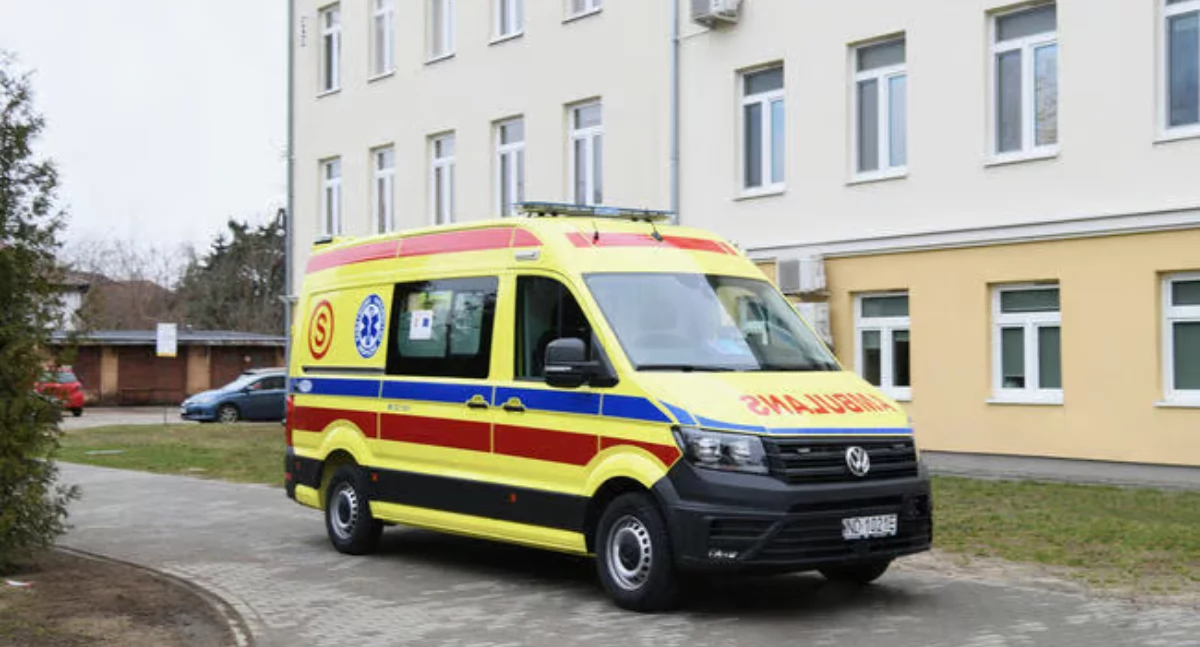 Apel o karetki: Nowodworskie Centrum Medyczne w ciężkiej sytuacji finansowej