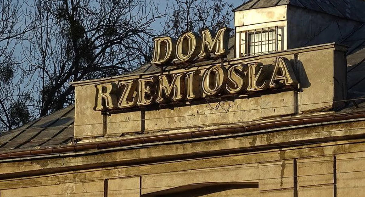 Nowy Dwór Mazowiecki przejmuje Dom Rzemiosła – historyczny budynek pozostaje w rękach miasta. Jakie były koszty zakupu?