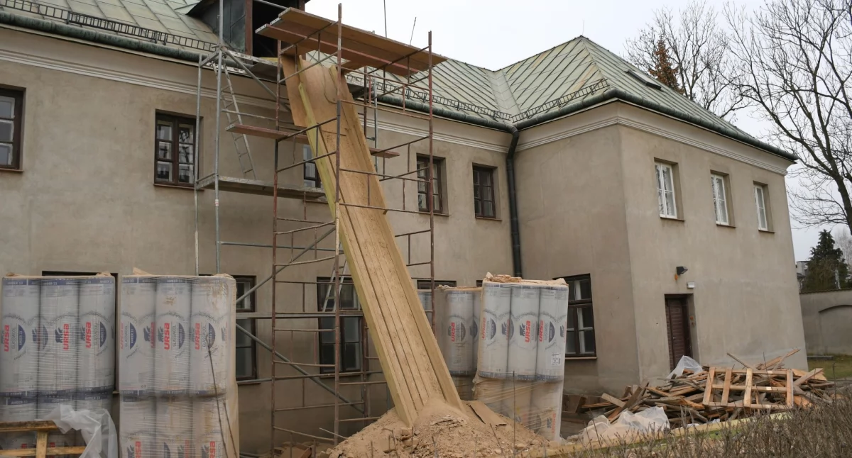 Zakroczym: Ruszyły prace modernizacyjne w Klasztorze Zakonu Braci Mniejszych. Dotacja w wysokości 3,47 mln zł z Rządowego Funduszu Polski Ład