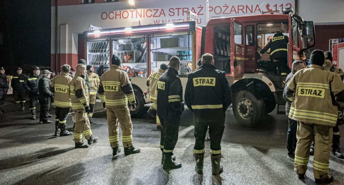 Nasielsk: Flota Ochotniczej Straży Pożarnej wzbogacona o nowy wóz ratowniczo-gaśniczy.