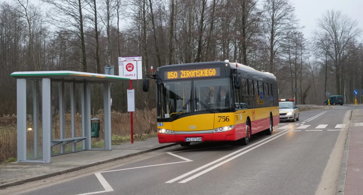 Czosnów: Nowe kursy linii 850 w weekendy? Urząd Gminy Czosnów chce poznać opinię mieszkańców