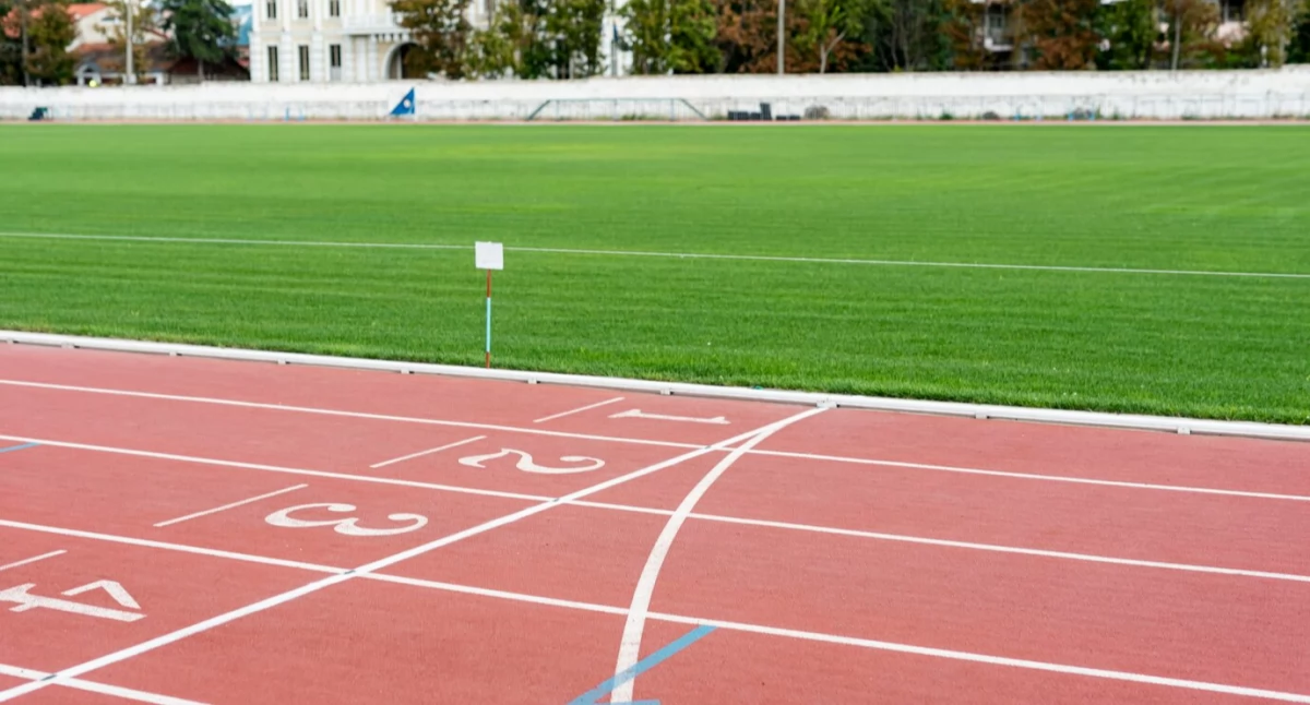 Czosnów: Pierwsze dotacje w 2025 roku przyznane. Stowarzyszenie Centrum Aktywności Lokalnej otrzymuje wsparcie na rozwój sportu w wysokości 125 000 zł 