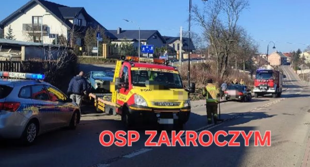 Zakroczym. Kierowca Audi nie ustąpił pierwszeństwa przejazdu i doprowadził do zderzenia z Fordem. 76-latek został ukarany mandatem