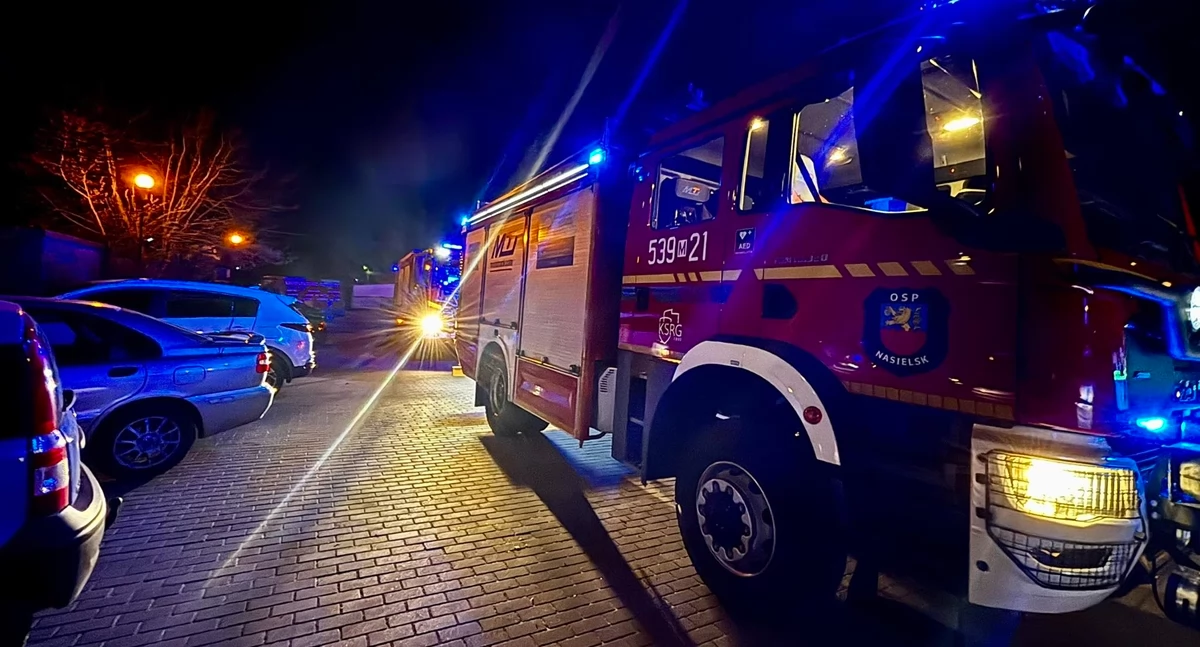 Nasielsk. Wyczuwalny zapach gazu w budynku wielorodzinnym przy Piłsudskiego. Interweniowała straż pożarna i policja