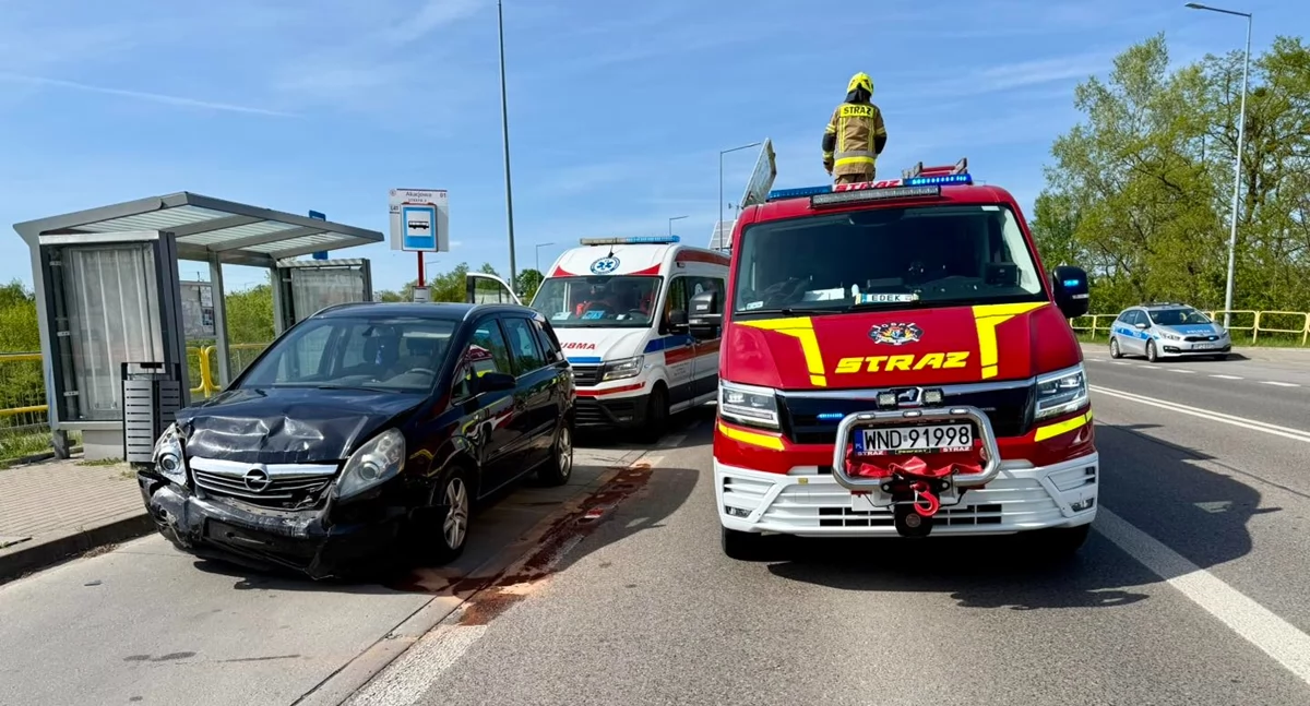 Nowy Dwór Mazowiecki. Zderzenie dwóch aut na Morawicza. Sprawca kolizji ukarany mandatem, jednak to poszkodowany kierowca może trafić do więzienia nawet na 5 lat
