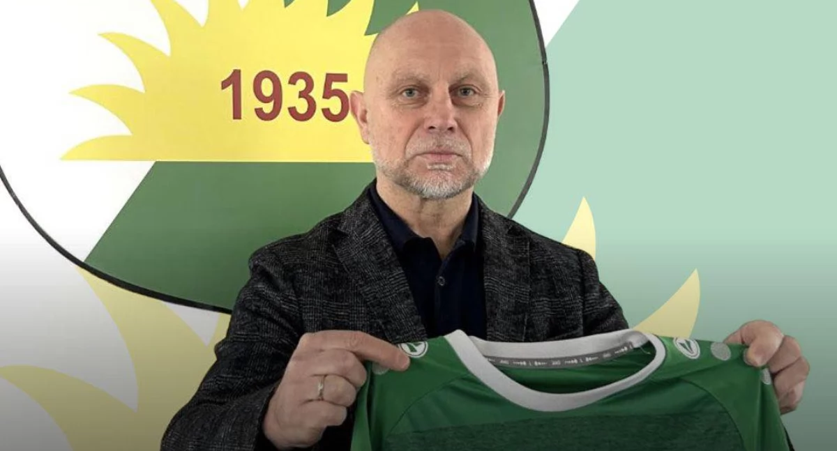 Miał być top 5, jest zmiana trenera – Świt kończy współpracę z Jóźwiakiem
