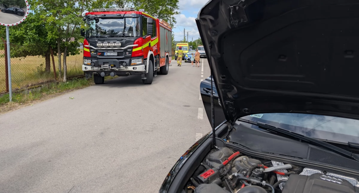 Czosnów: Zderzenie dwóch aut w Palmirach. Jedną z uczestniczek była kobieta w ciąży