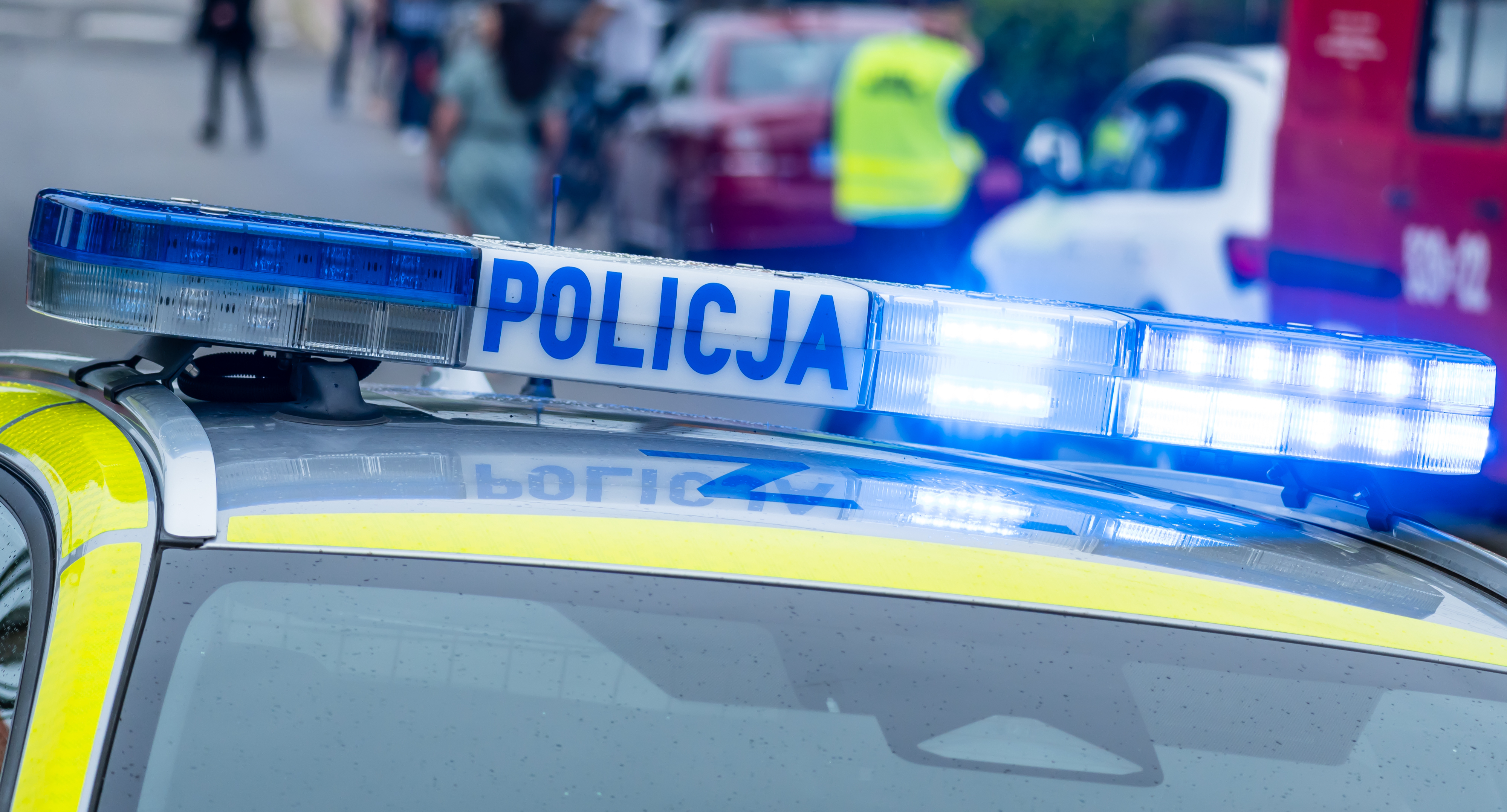 Czosnów: Kolizja na remontowanym odcinku drogi w Sadach. Strażacy szybko zabezpieczyli miejsce zdarzenia