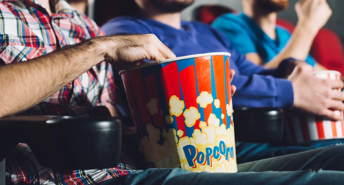 Rusza Letnie Kino Plenerowe w Gminie Czosnów – seanse w pięciu miejscowościach