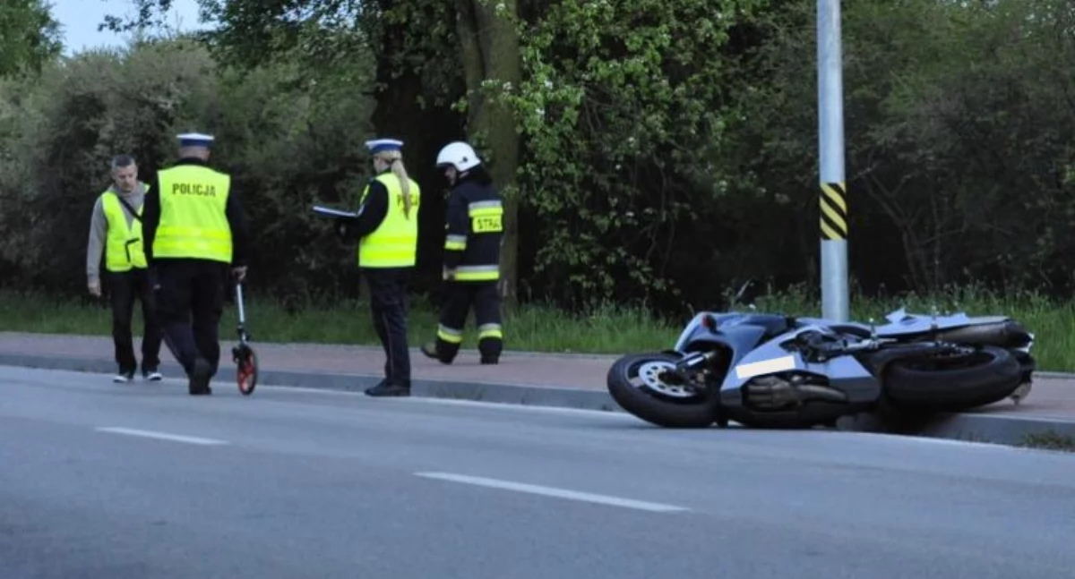 Pomiechówek. Kierowca samochodu osobowego doprowadził do zderzenia z motocyklistą na Warszawskiej (DK 62) i został ukarany mandatem. Kierowca jednośladu również został ukarany mandatem
