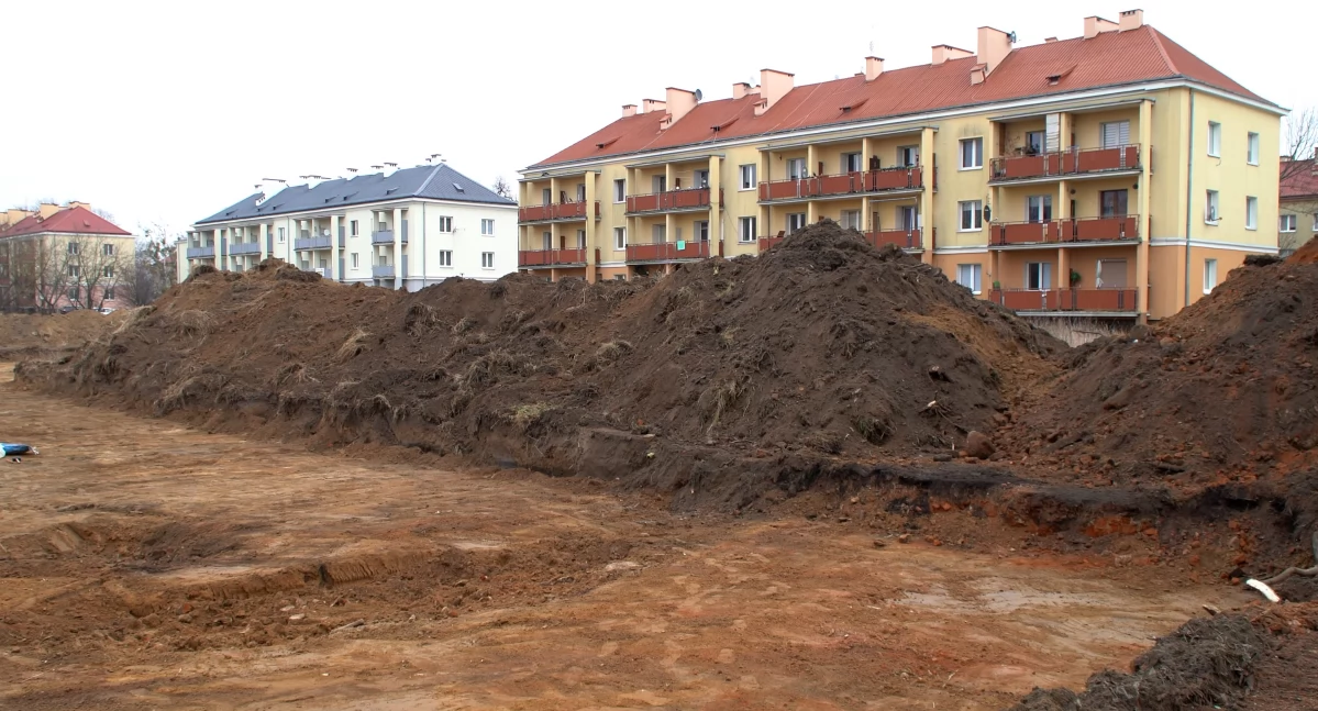 Nowy Dwór Mazowiecki: Lidl w Modlinie Twierdzy coraz bliżej. Podpisano umowę, trwają konsultacje ws. bloków