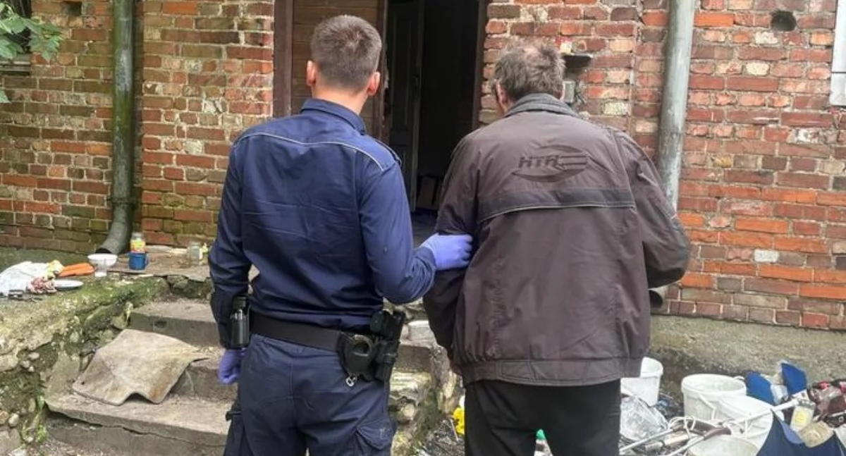 Nasielsk. Poszukiwany prze sąd alimenciarz ukrywał się przed wymiarem sprawiedliwości w pustostanie. 60-latek najbliższe 7 miesięcy spędzi więzieniu