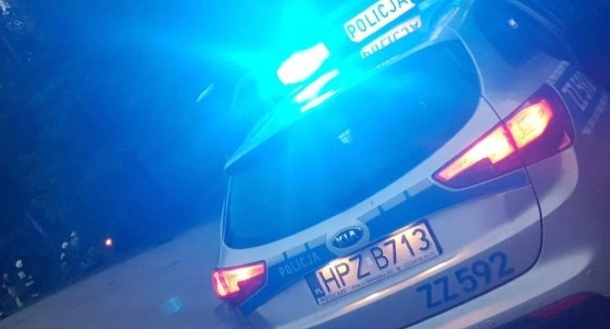 Czosnów. W Cybulicach Małych kierowca motocykla przewrócił się na drodze wojewódzkiej nr 579 i wpadł do rowu. Kierowca jednośladu trafił do szpitala