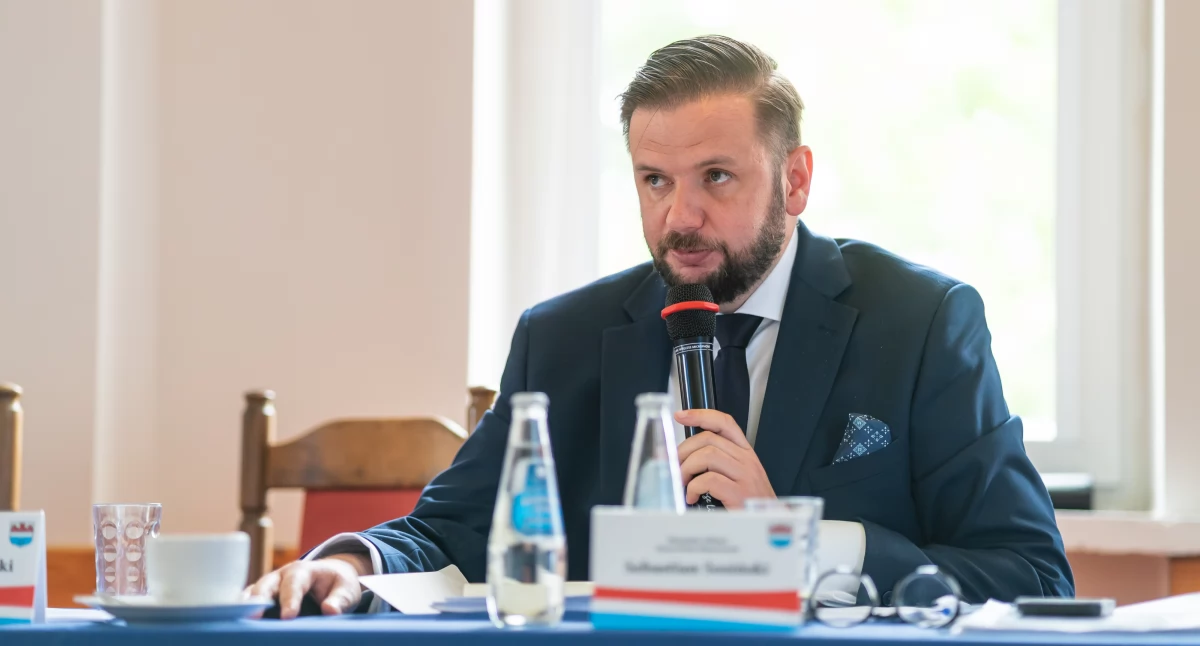 Nowy Dwór Mazowiecki: Dodatkowe środki na siatkówkę. Dyskusja o nowodworskim sporcie podczas sesji rady miejskiej (wideo)
