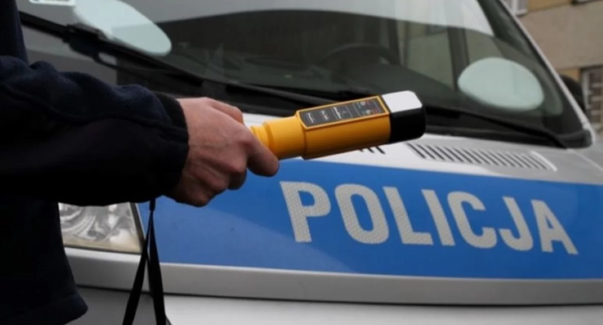 Promil alkoholu, brak prawa jazdy i ucieczka z miejsca kolizji. Policja zatrzymała 35-latka z Nasielska