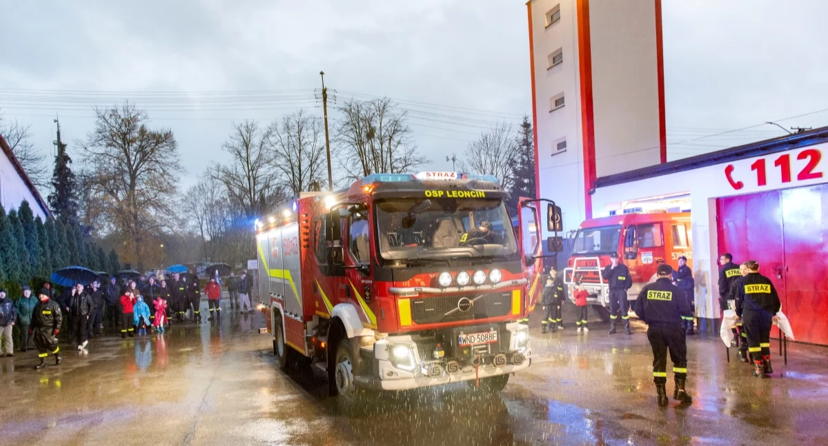 Druhowie z OSP Leoncin pozyskali nowy specjalistyczny wóz ratowniczo-gaśniczy. Warty ponad milion złotych pojazd wejdzie do podziału bojowego w listopadzie
