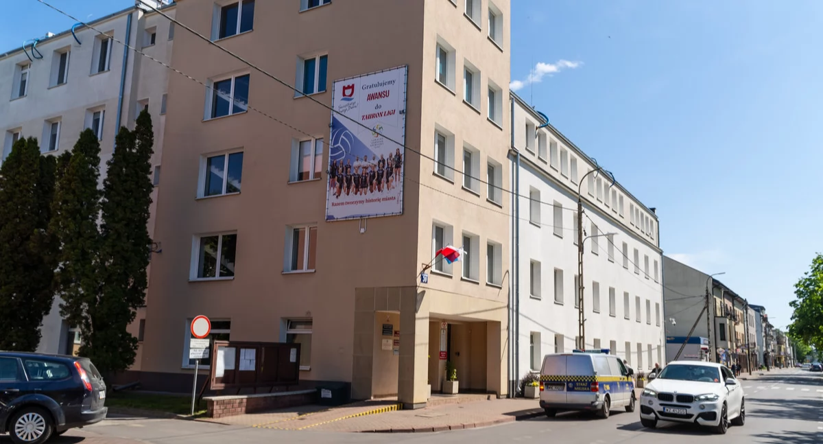 Rusza przetarg na modernizację ratusza w Nowym Dworze Mazowieckim. Będzie winda i nowy podjazd
